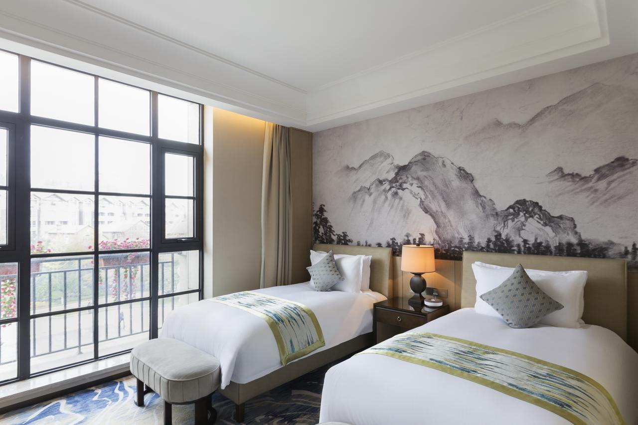 Grand Mercure Zhengzhou West Екстериор снимка