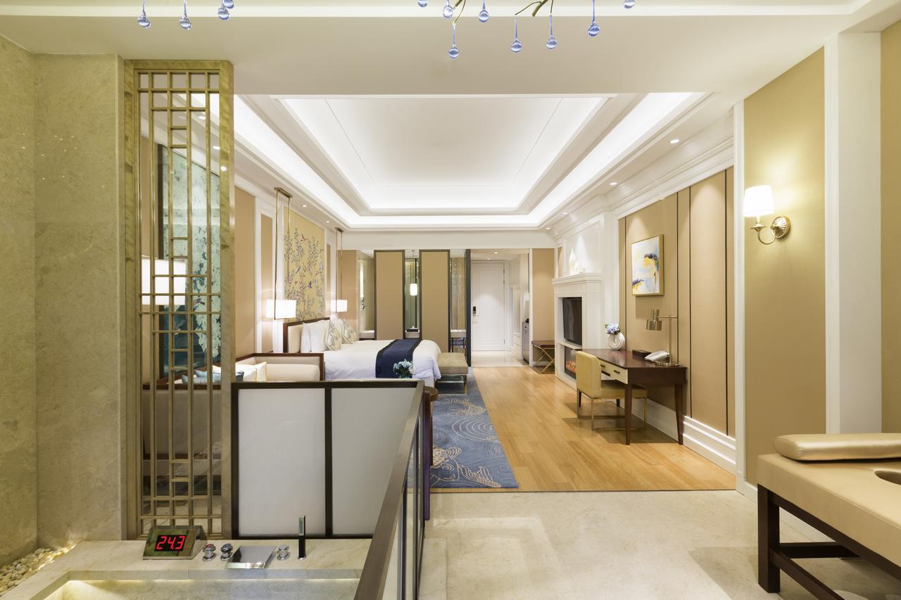 Grand Mercure Zhengzhou West Екстериор снимка