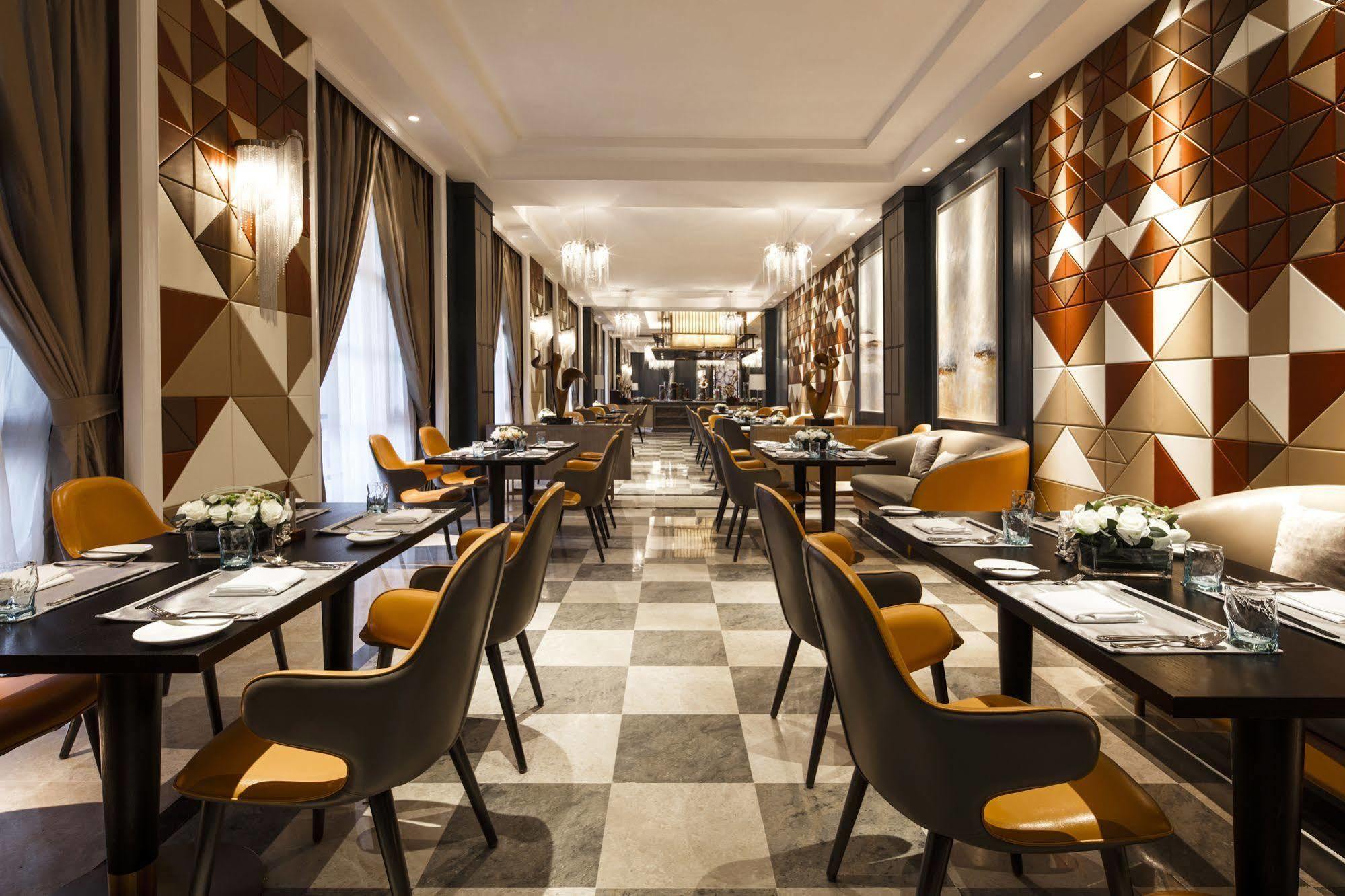 Grand Mercure Zhengzhou West Екстериор снимка