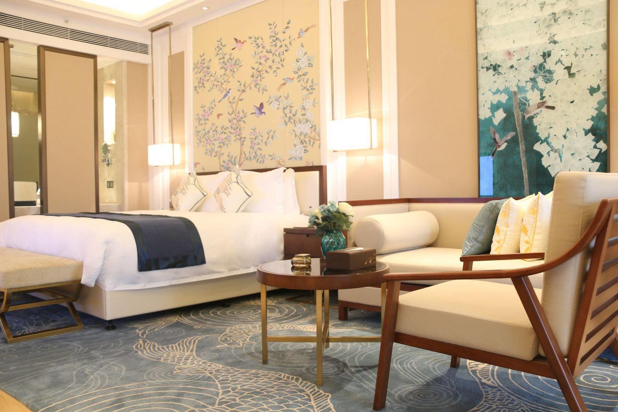 Grand Mercure Zhengzhou West Екстериор снимка